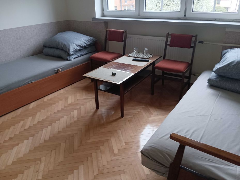 Noclegi, pokoje do wynajęcia, kwatery pracownicze F/V