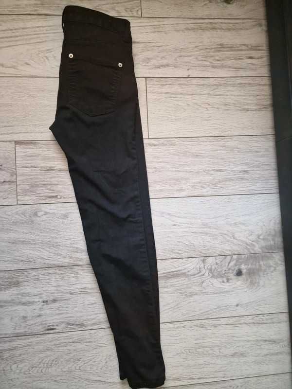 Spodnie damskie rurki firmy Denim Rebel Rozmiar 36