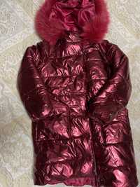 Зимове пальто для дівчинки нове 140