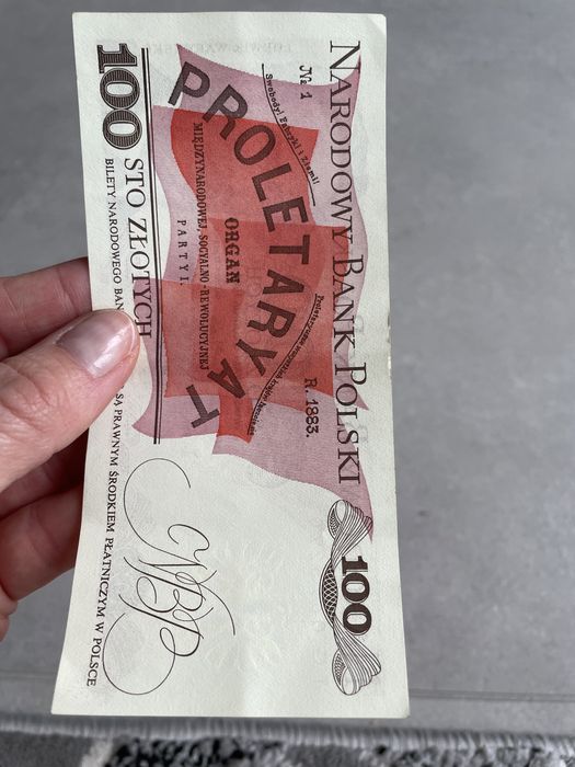 6 stówek 100 zł  1988 r jak z bankomatu