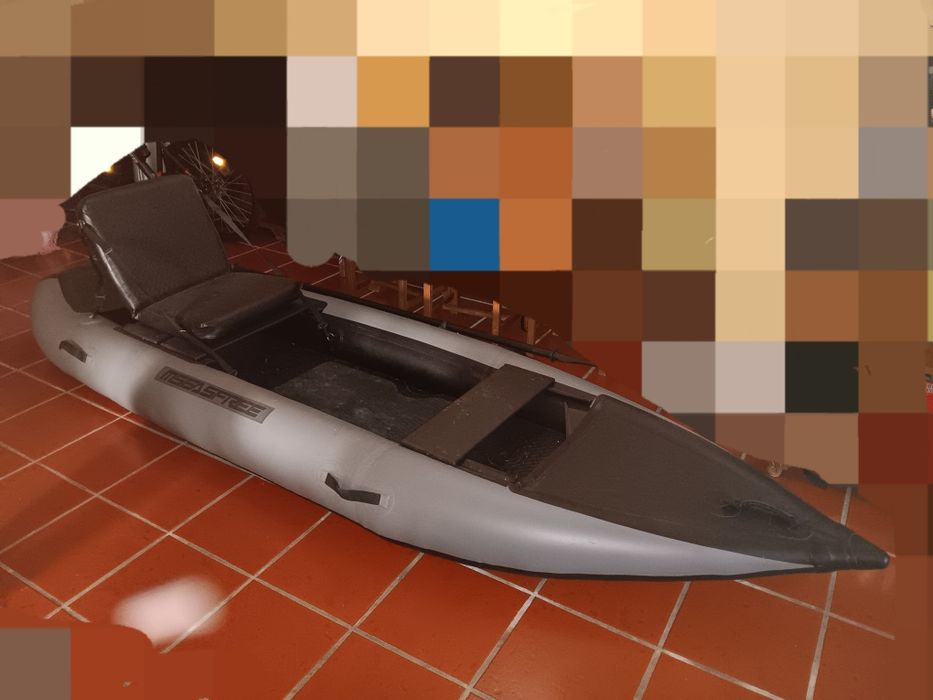 Kayak insuflável para pesca Savage Gear Highrider Kayak