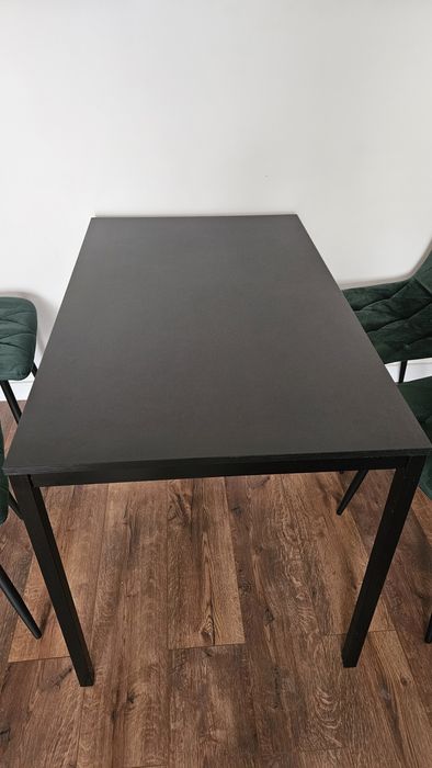 Stół czarny Tarendo ikea