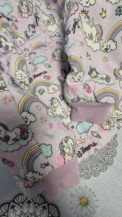 Дитяча курточка на дівчинку