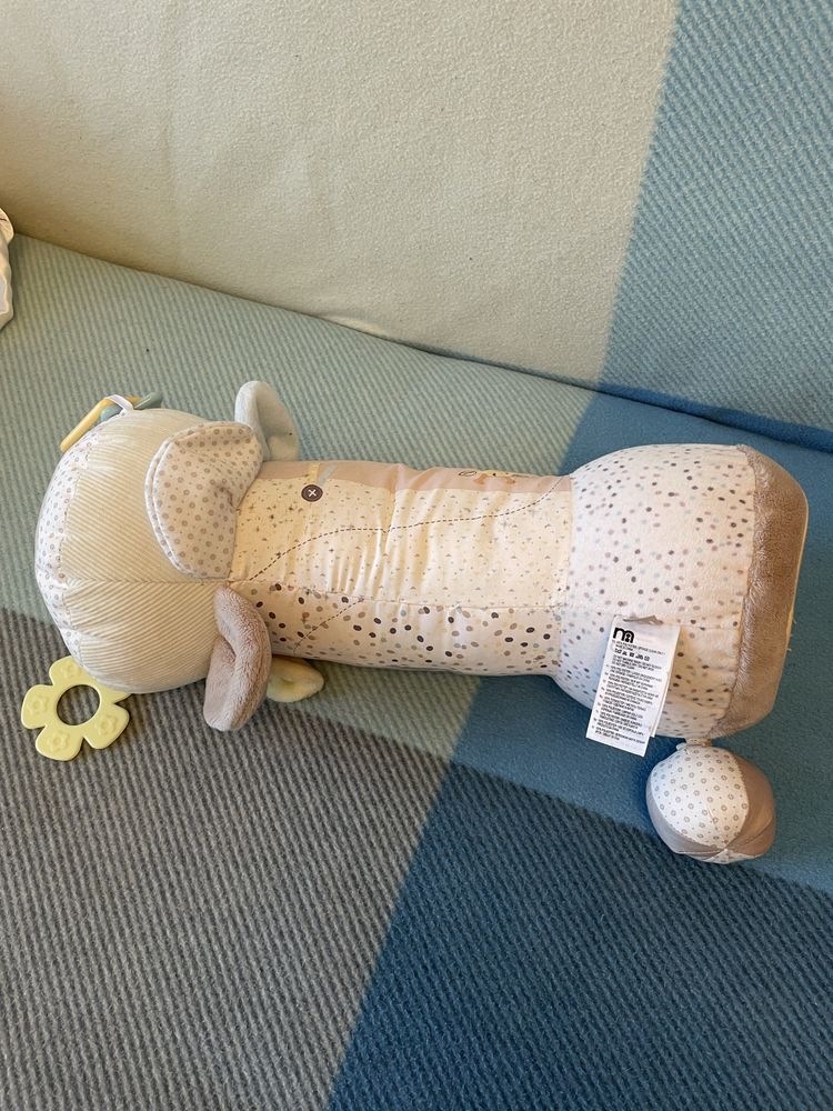 Інтерактивна подушка для дитини повзання