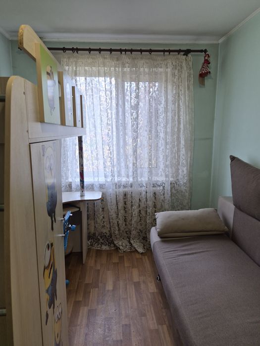 Срочно 2 ком кв в центре недорого