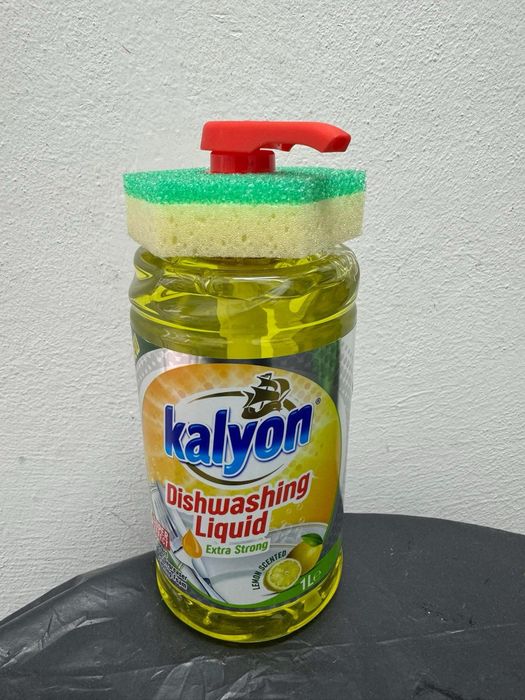 Pkyn do naczyń z gabką