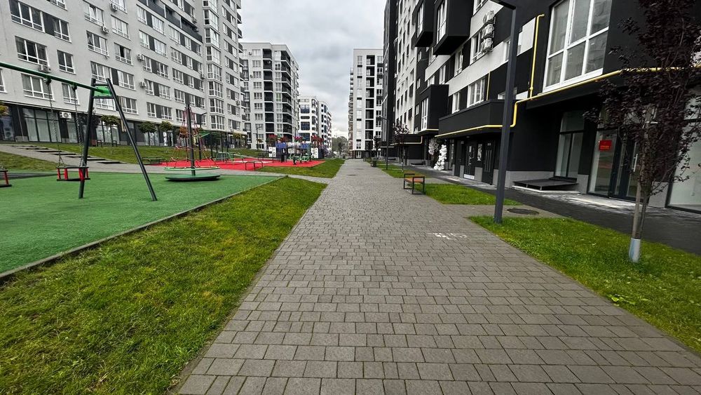 Оренда фасадного приміщення на вул. Трускавецька