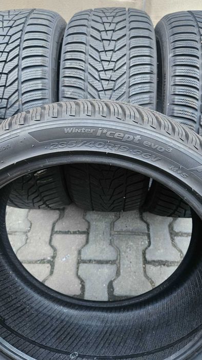 235/40R19hankook winter i*cept evo 3