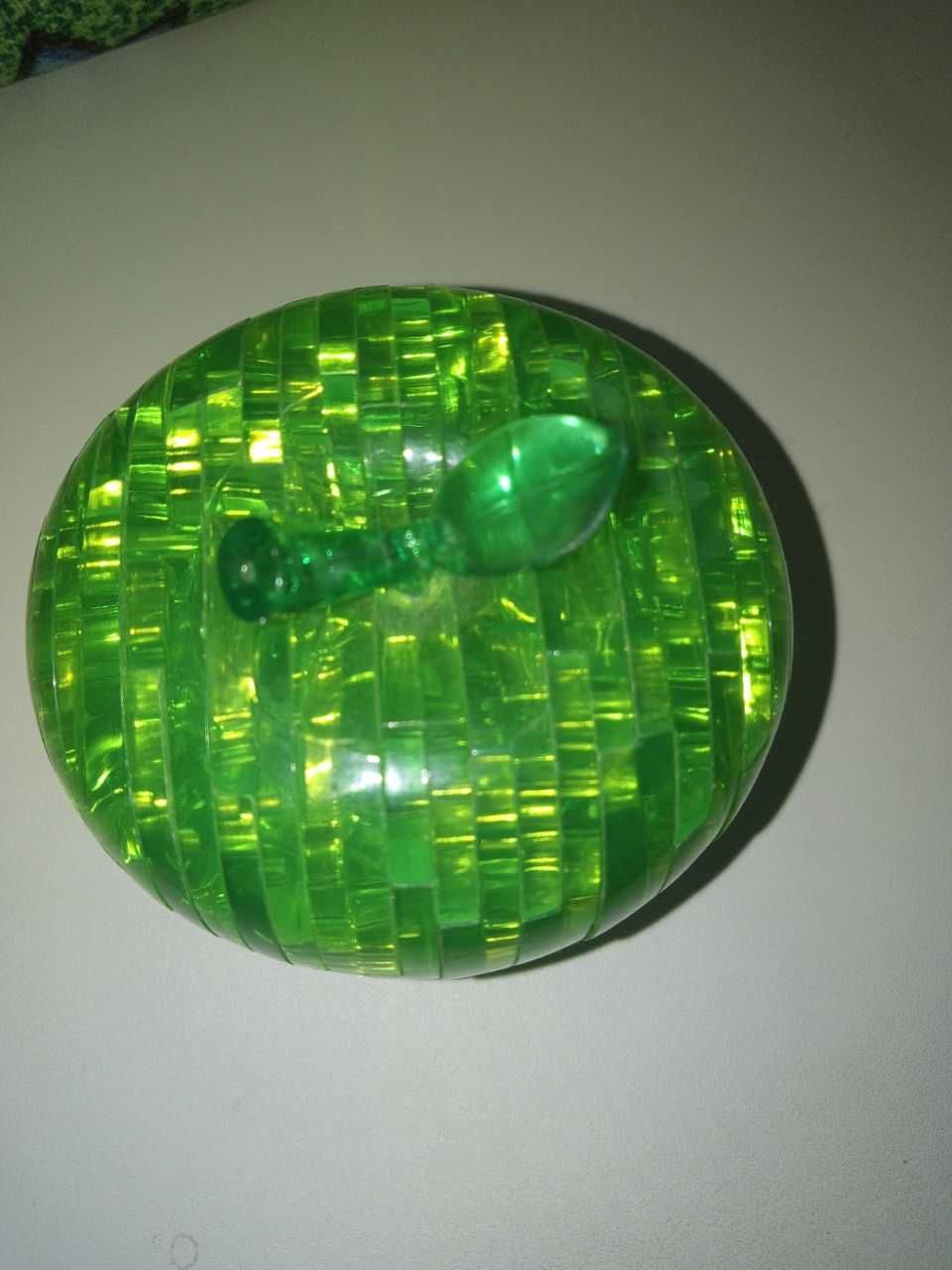 3-D пазл Зеленое яблочко