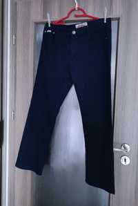 Damskie spodnie prążkowane XL