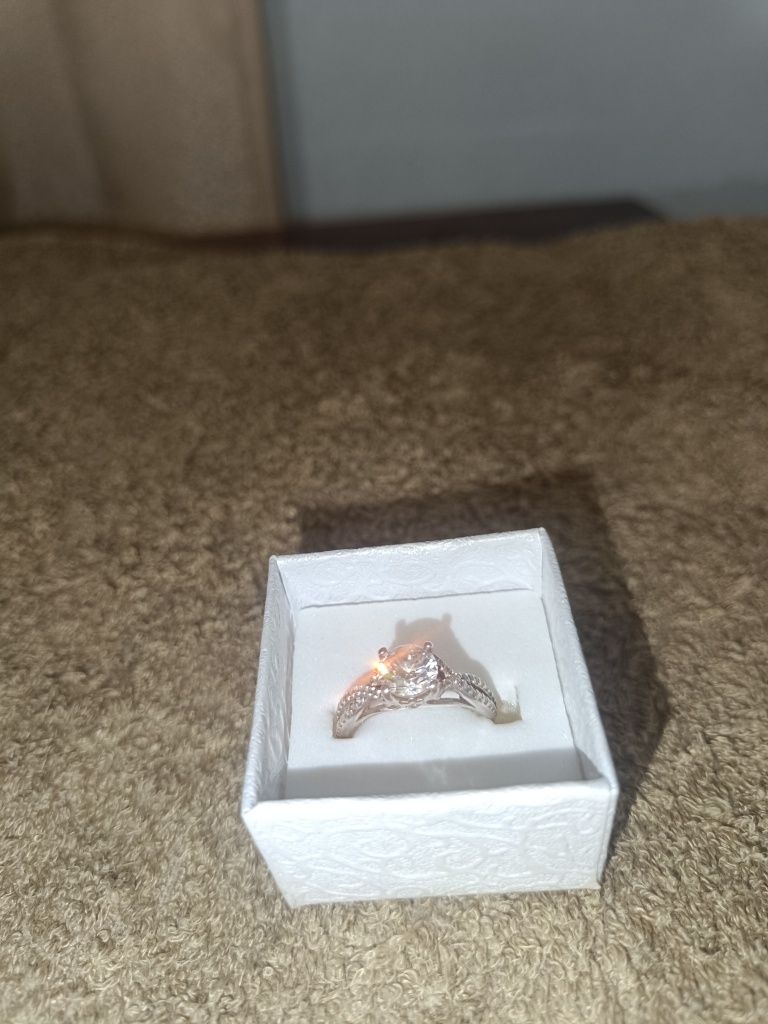 Серебряное, женское кольцо