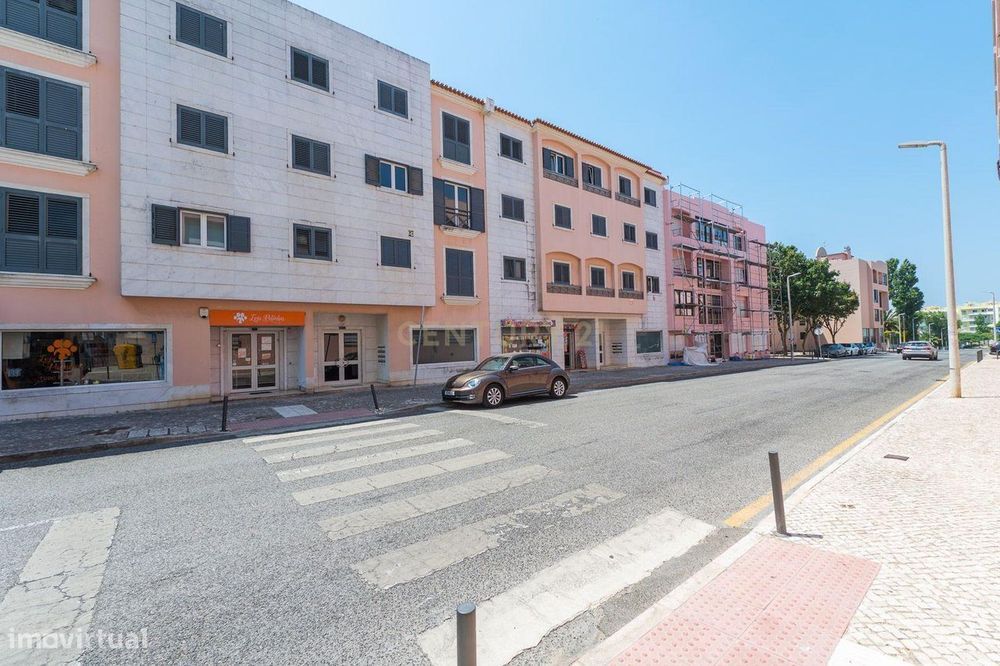 Cascais - Quinta do Rosário, magnífico T2 com elevador e parqueamento