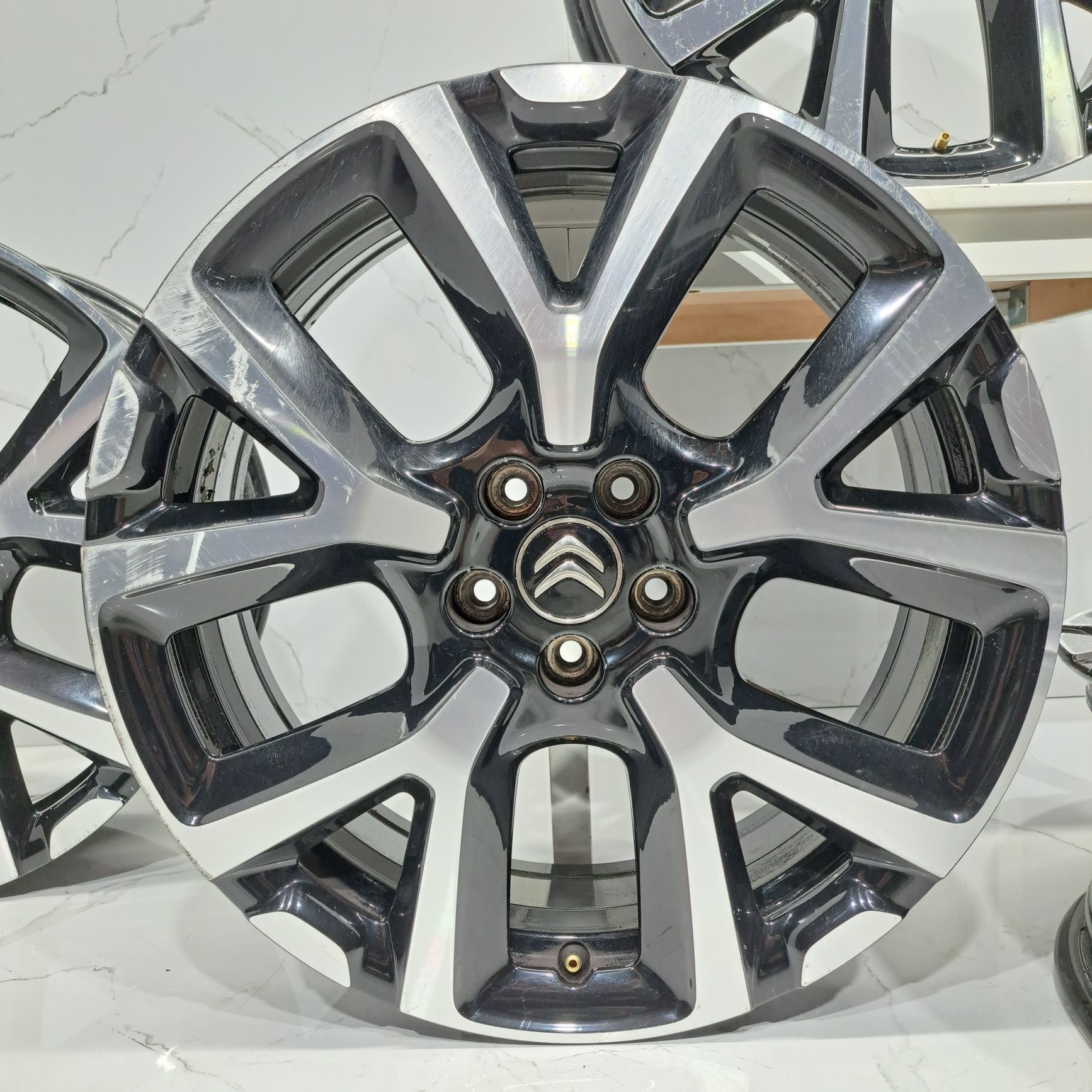 Jantes 19" originais Citroën C5 Aircross Peugeot DS 5X108