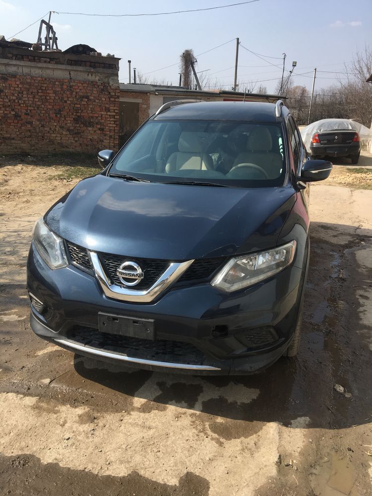 Nissan Rogue 4x4 awd