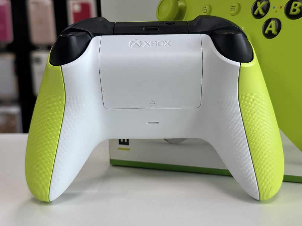 Геймпад Microsoft Xbox Series X | S Wireless Controller