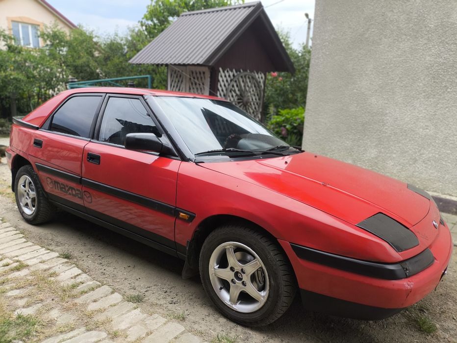 Mazda 323, 1992 рік, 1.6 бензин