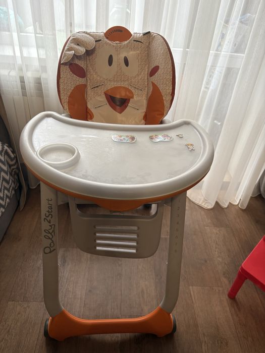 Стол для клрмлени chicco