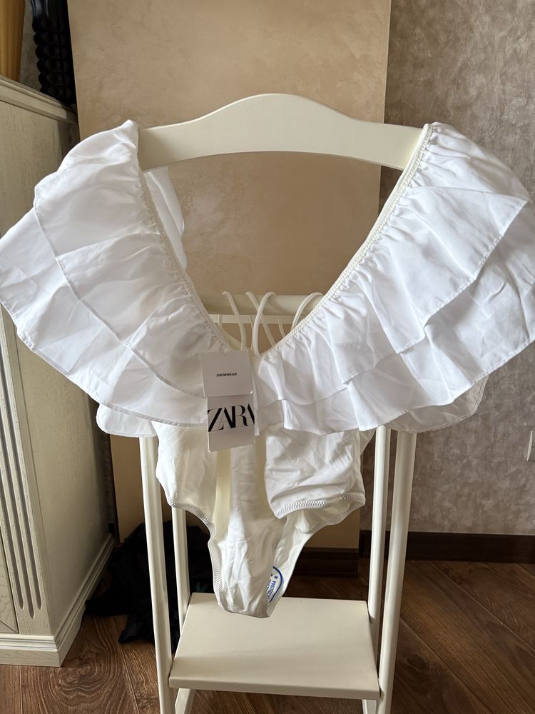 Купальник Zara розмір М