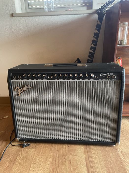 Amplificador Fender Champion 100