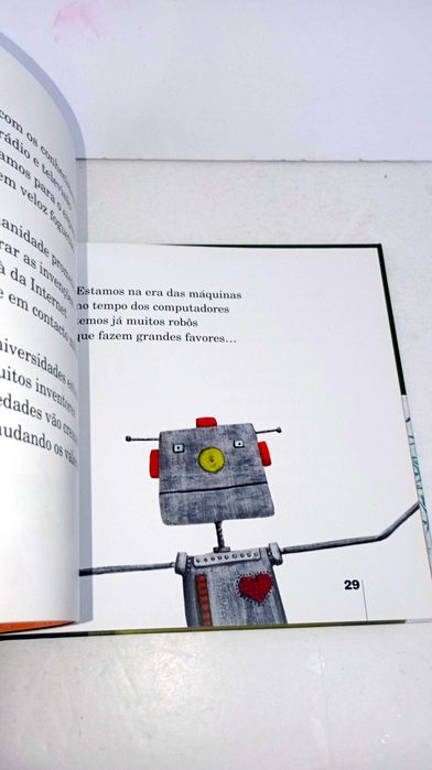 A Avó e a Escola - Pasta Mágica Literatura