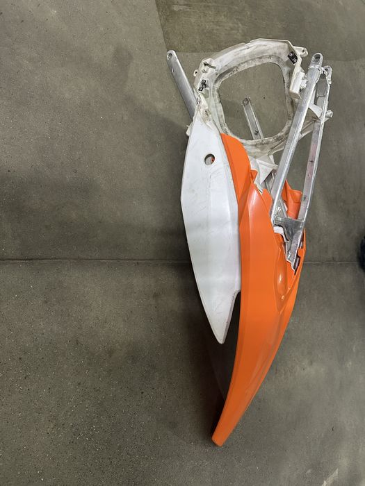 Фара пластик Ktm exc    12-16р