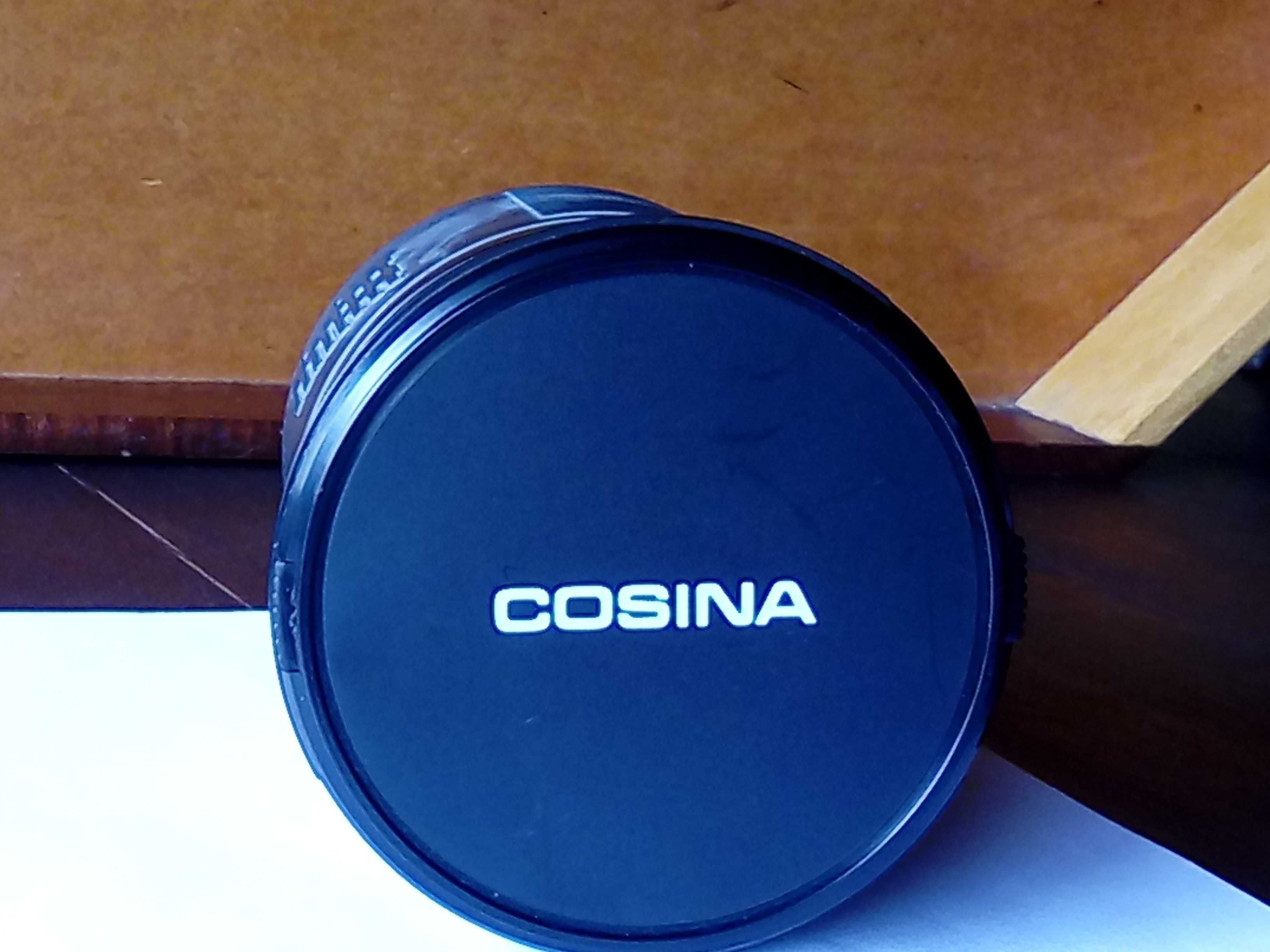 Tele objectiva marca Cosina