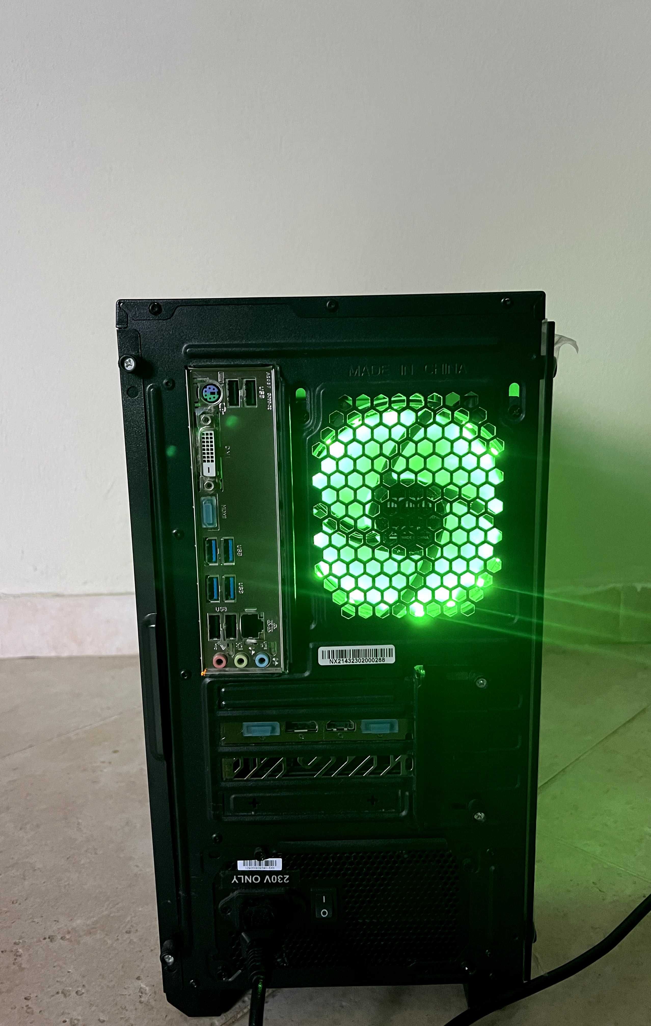 Gaming PC - powered by AMD