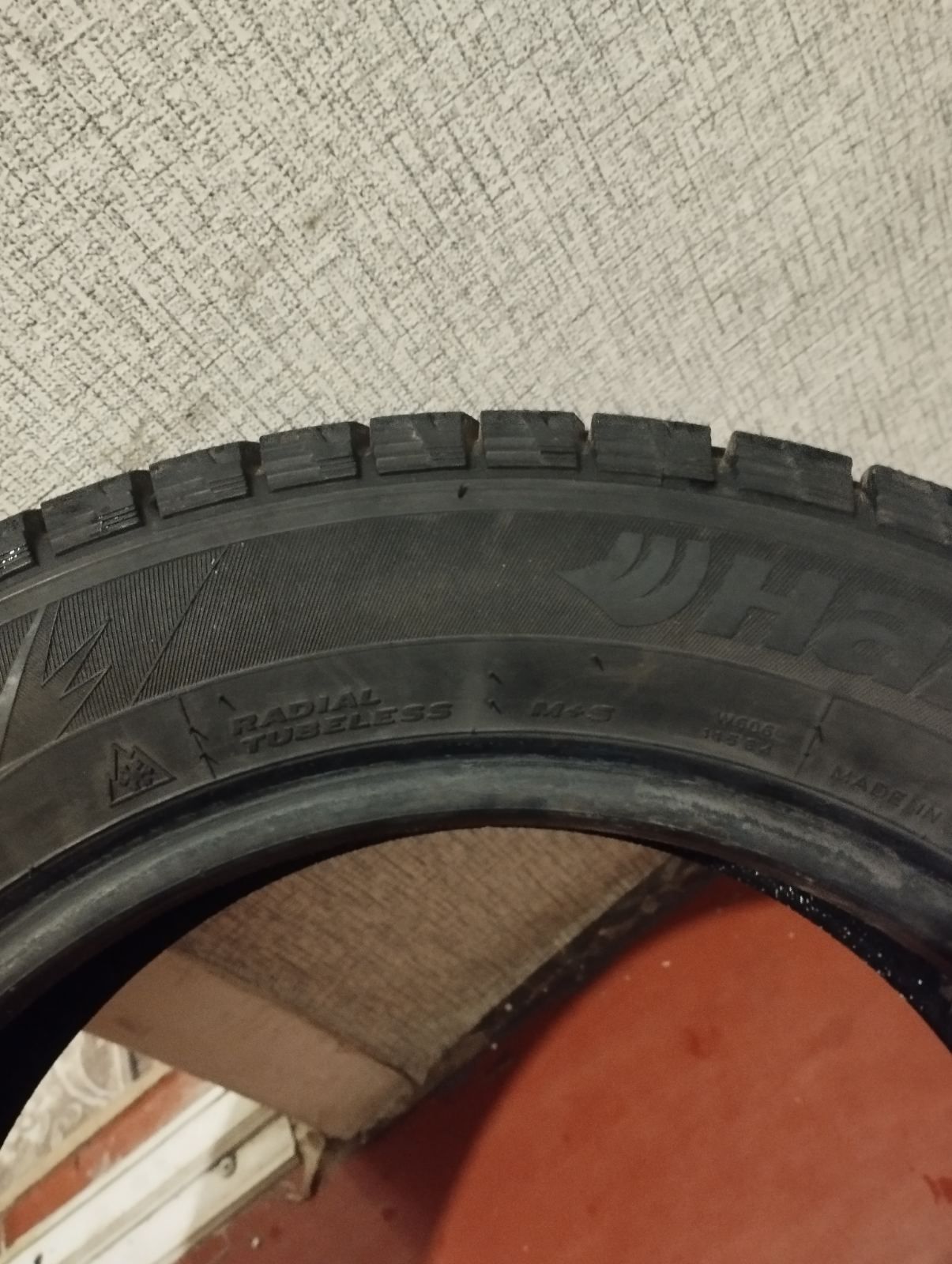 Продам колеса 175/65 r15 4 штук