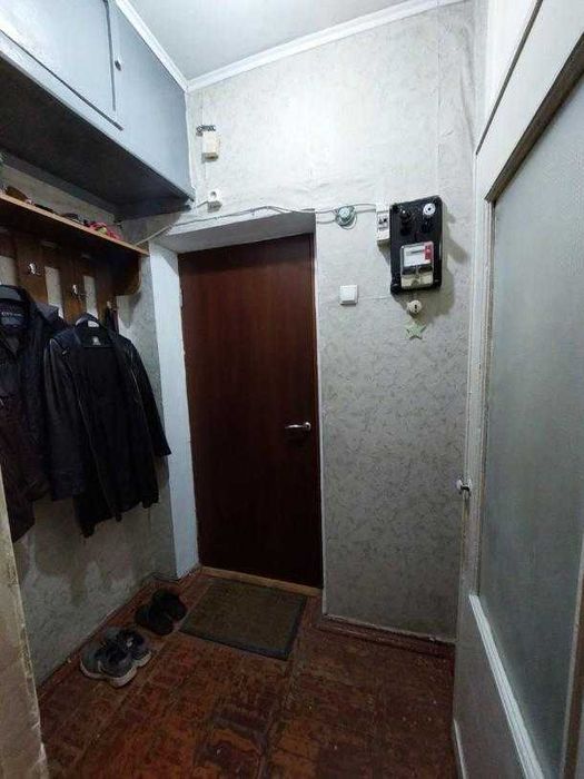 У продажу однокімнатна квартира, поряд к-р Київ