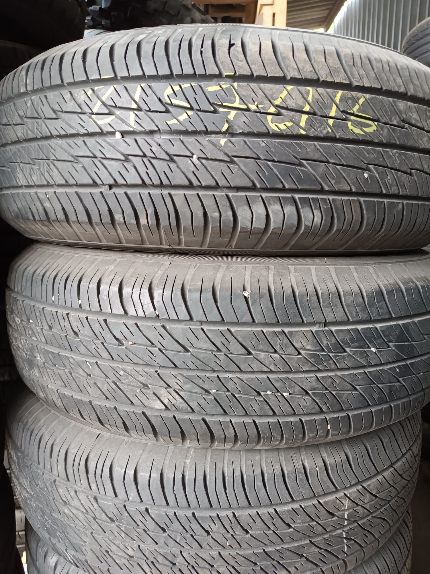 Шини Dunlop 215/70/16 6,5mm 4шт.