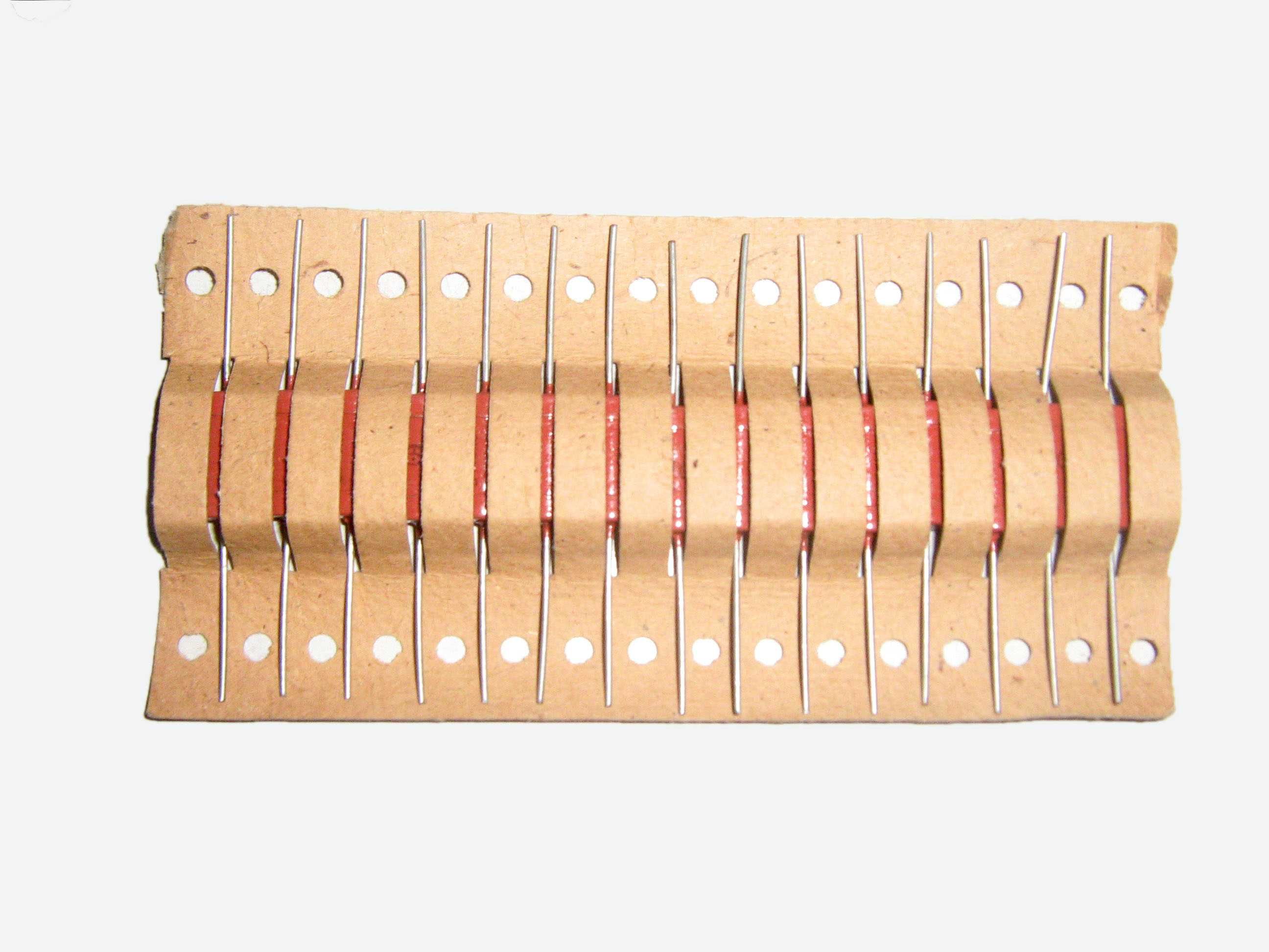 Продам резистори МЛТ-2, 430 Ом.