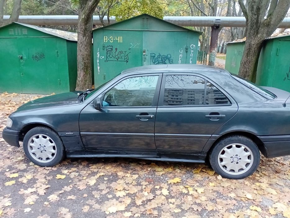 Продам! Mercedes w202 c180