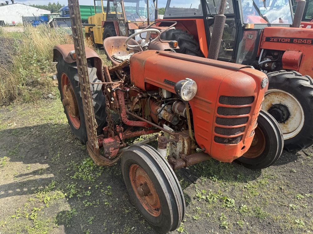 Ciągnik rolniczy Zetor 2011/220 2 cylindrowy Rarytas Zabytek