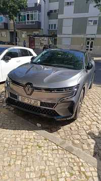 Renault Megane eTech 220cv Optimum Charge