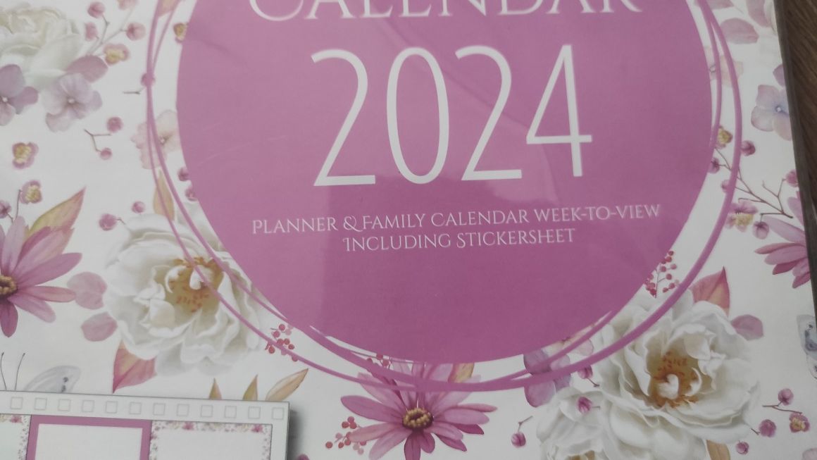 Kalendarz planet rodzinny 2024 dla 5 osób