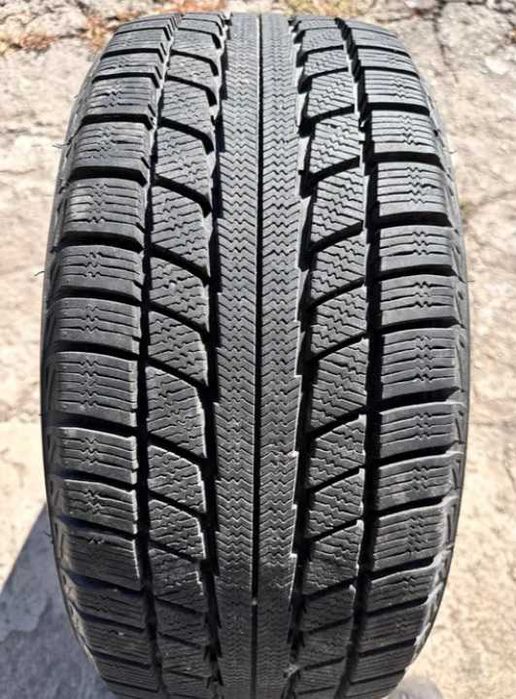 Шини Triangle Snow Lion TR777 215/65 R16 102H