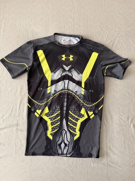 Компрессионая футболка Under Armour