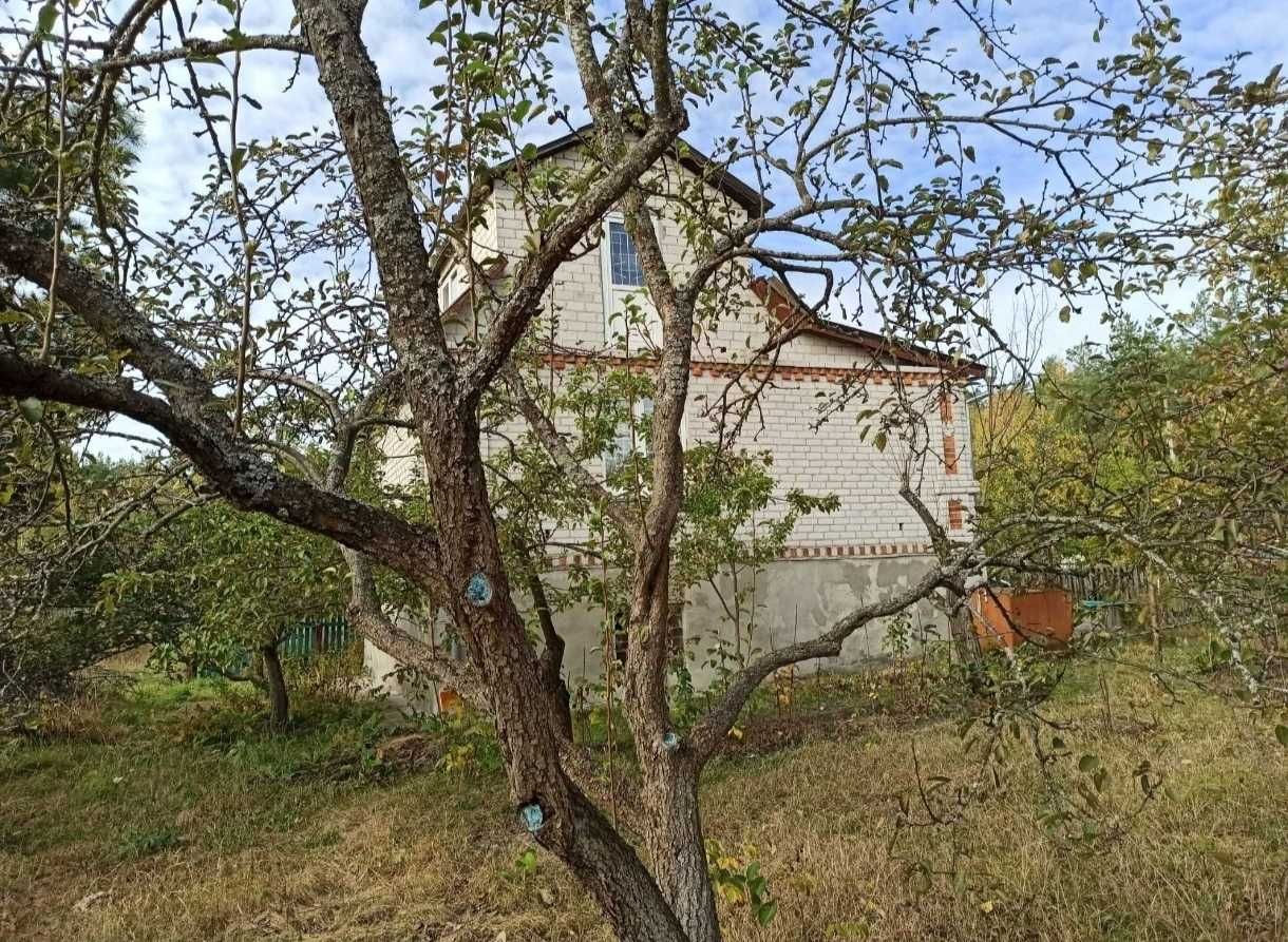 № 12995 - Дачний будинок у масиві "Зелений гай", ділянка 9 сот.