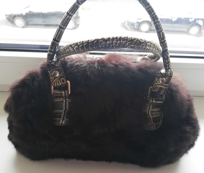 elegancka torebka do ręki futerko naturalne królik mała śliczna