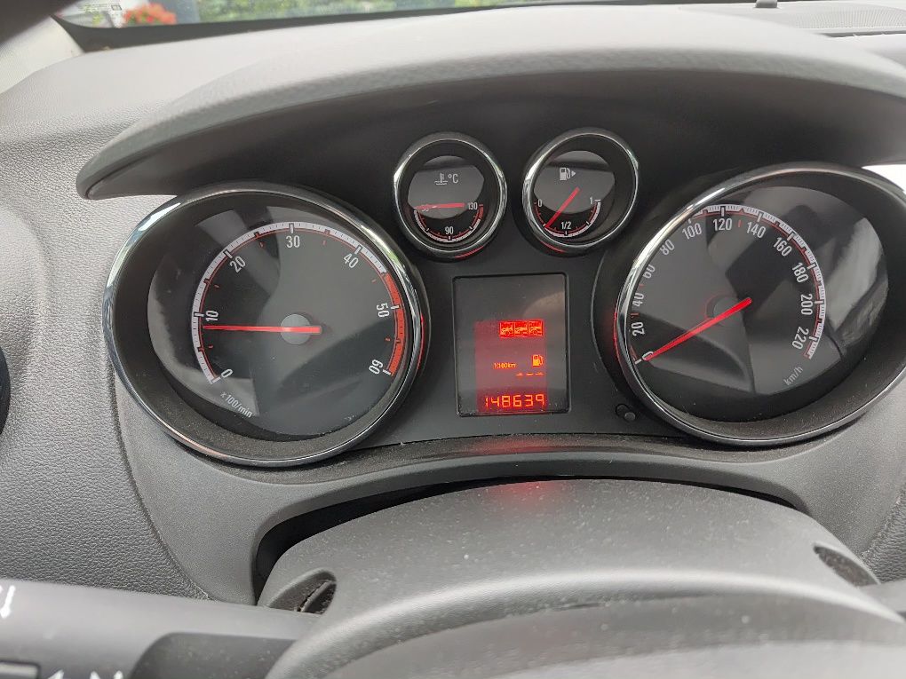 Opel Meriva B 1,7 cdti  2011 r.