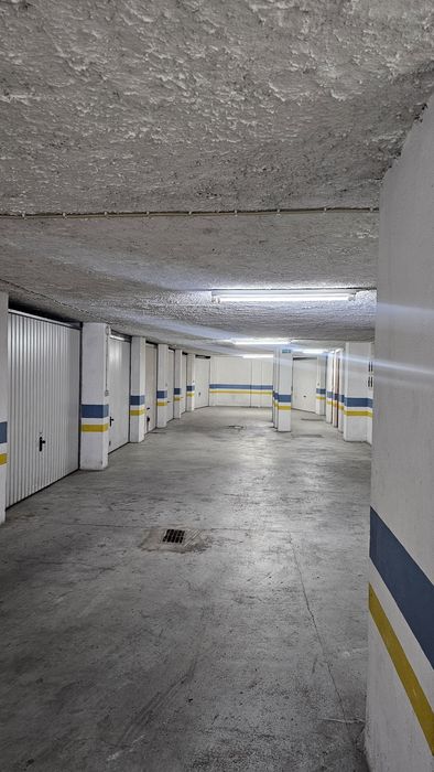 Garagem para arrendamento Setúbal