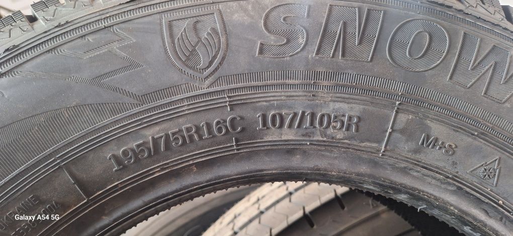 Opony zimowe 195/75/16c wzmacniane nowe