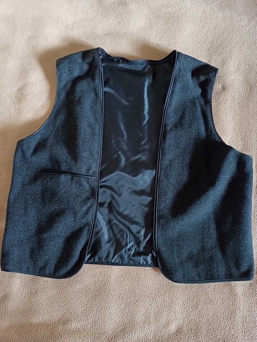 Мужская кожаная куртка.