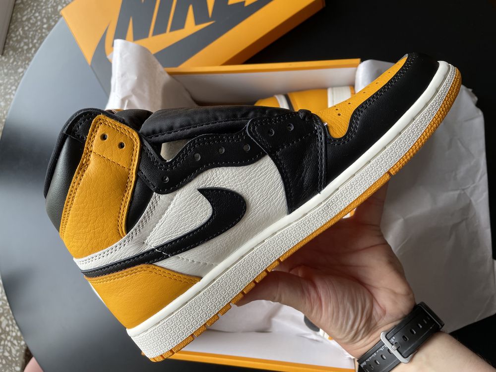 NIKE AIR JORDAN 1 Retro High OG Taxi (nowe, 42,5)