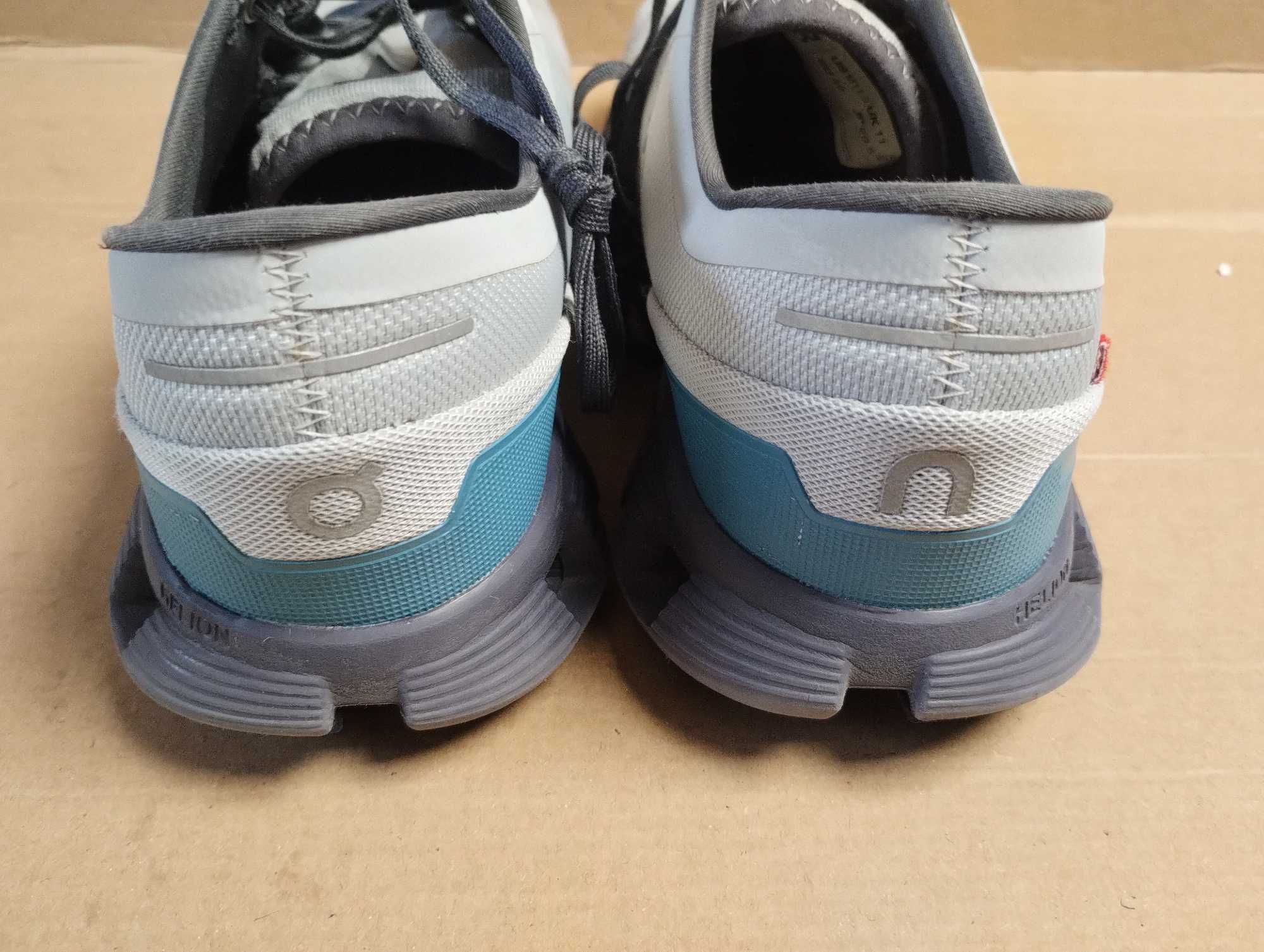 Buty do biegania sneakersy ON Running Cloud X roz 46