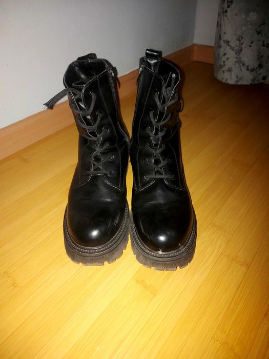 Жіночі зимні  ботінки