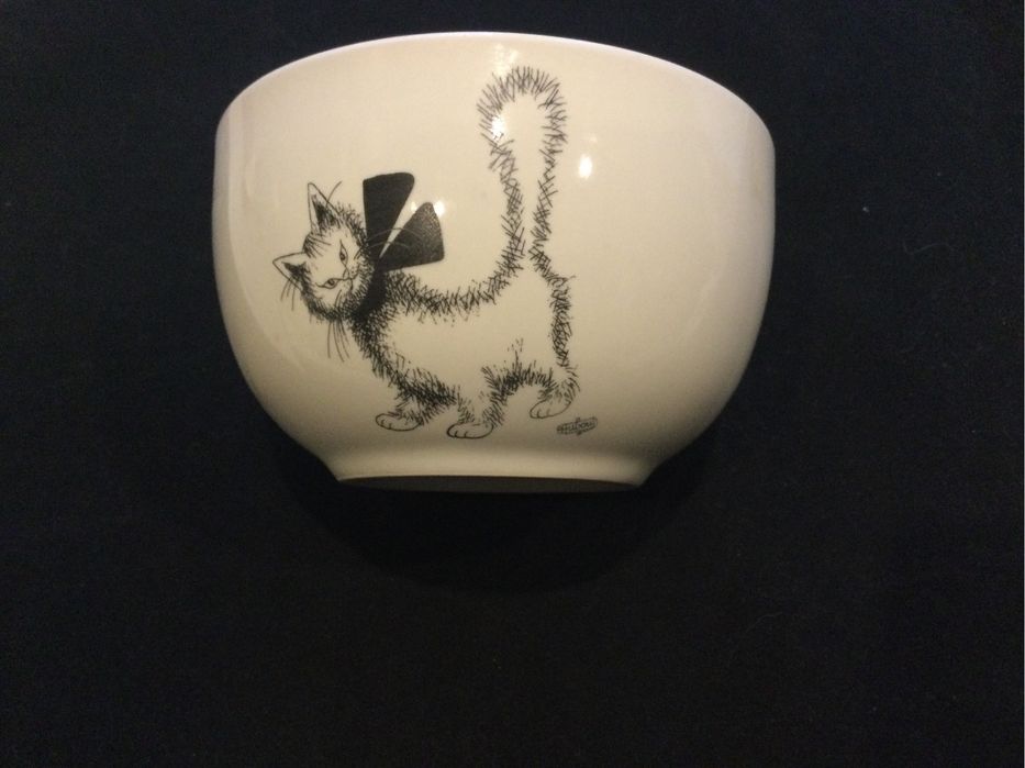 Супница-чашка ( без ручки) с кошечкой