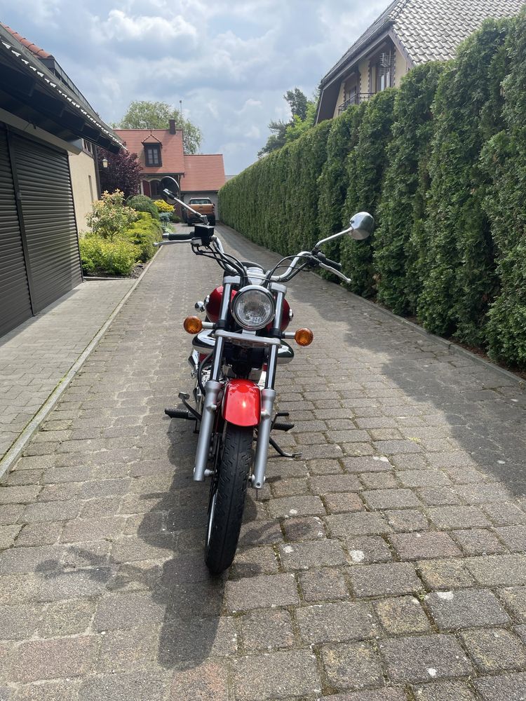 Suzuki Intruder LC 125cm3