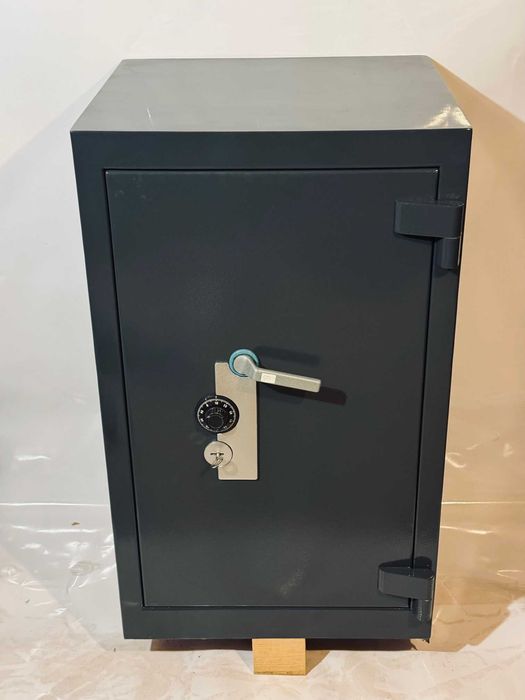 Sejf domowy sejfy do biura, kasa pancerna 450 klasa III dos Grati FVAT