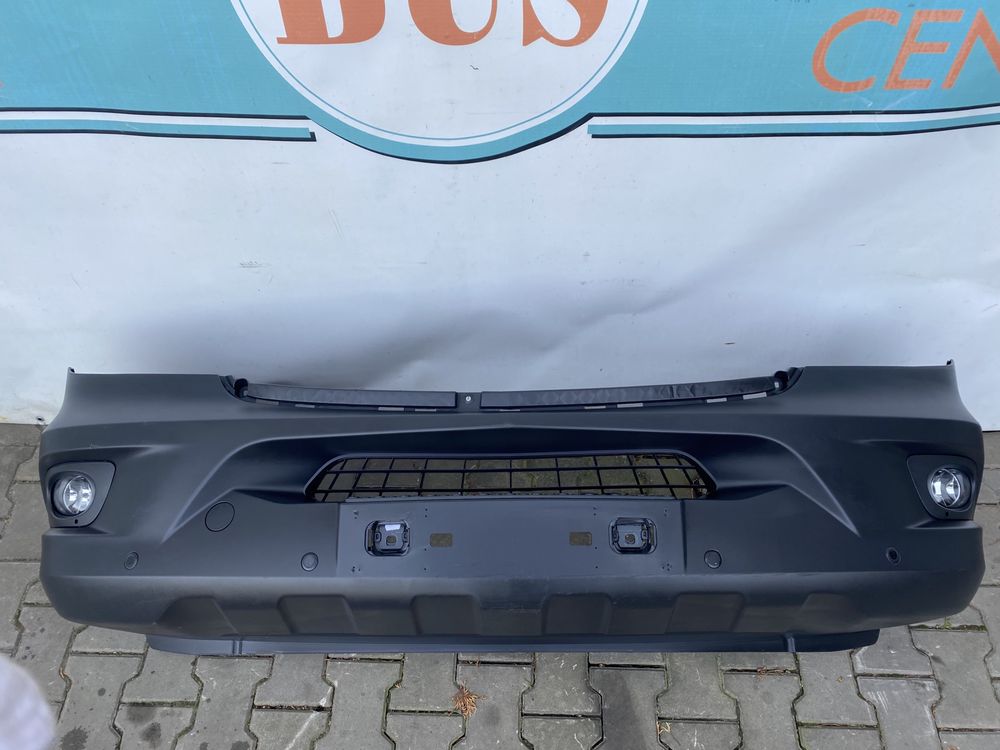 Бампер передній під туманкі парктронікі Mercedes Sprinter 906 рестайл